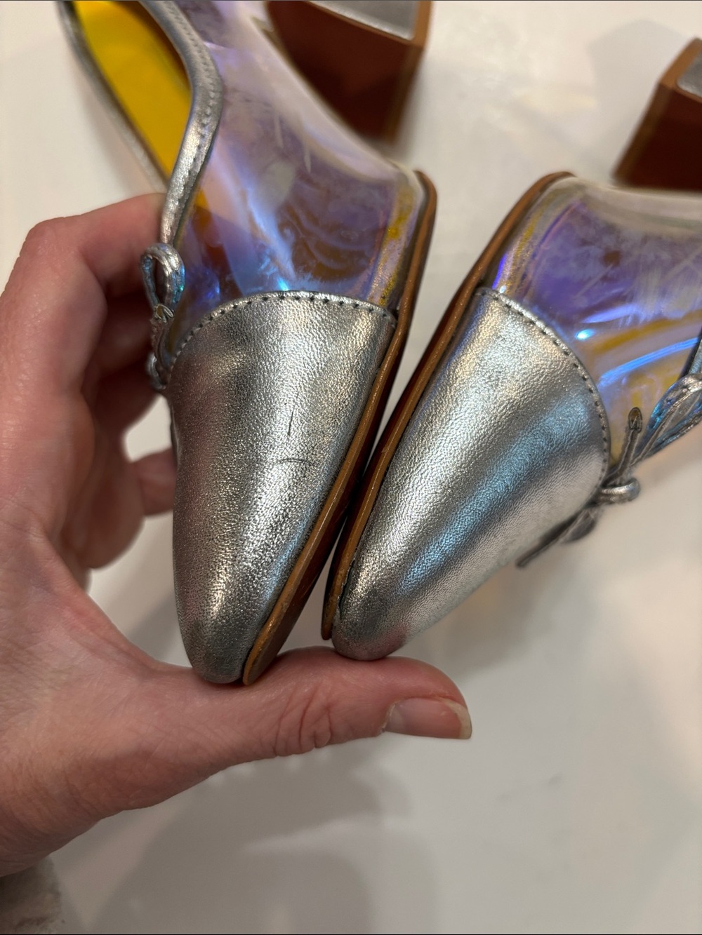 L'INTERVALLE Iridescent Block Heel Pumps Silver Holographic Bow Size 7 Chic - Picture 13 of 14